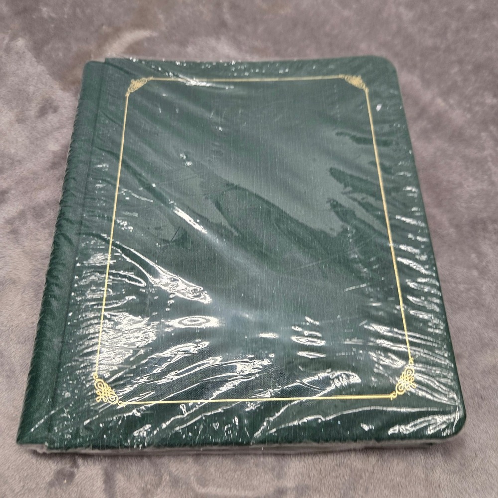 Creative Memories Green Scrapbook Gold Foil Border Post Bound Photo Album NEW